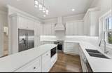 1416 Shannon Pl - Photo 18