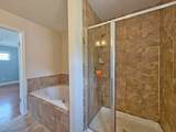 4323 Barnes Cove Dr - Photo 18