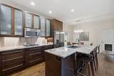 311 Whitworth Way - Photo 16