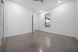 415 Merritt Ave - Photo 18