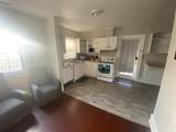 315 W 14th St - Photo 3