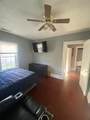315 W 14th St - Photo 5