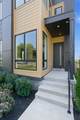 1017 Argyle Ave - Photo 2