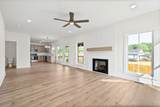 692 Eva Agnes Ave - Photo 9