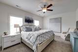 621 Thetford Aly - Photo 17
