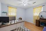 434 Capri Dr - Photo 17