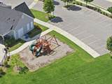 1015 Carnation Dr - Photo 33