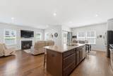 1015 Carnation Dr - Photo 6
