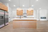 196B Queen Ave - Photo 7