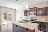 102 Eagles Pass - Photo 12