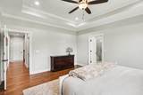 8002 Traditions Ln - Photo 17