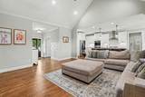 8002 Traditions Ln - Photo 10