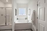 183 Hampshire Way - Photo 18