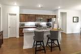 183 Hampshire Way - Photo 7