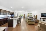183 Hampshire Way - Photo 8