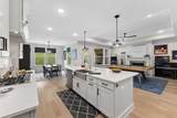 7025 Vineyard Valley Dr - Photo 18