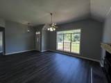 1130 Hunting Creek Ct - Photo 12