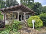 515 E Race St - Photo 1