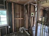 515 E Race St - Photo 17