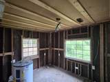 515 E Race St - Photo 18
