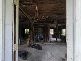 515 E Race St - Photo 8