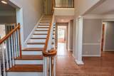 814 Lynn Dr - Photo 3