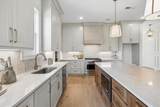 6033 Cypress Creek Rd - Photo 17
