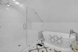 409 N Oak St - Photo 15