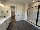 2906 Chetco Way - Photo 36