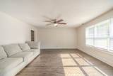 412 Walker St - Photo 11
