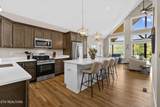 552 Fox Ridge Lane - Photo 5