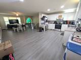1208 E Blythe St - Photo 3