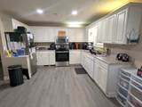 1208 E Blythe St - Photo 4