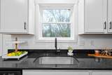 914 Power St - Photo 13