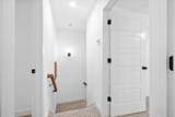 914 Power St - Photo 16