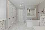 530 Oakvale Ln - Photo 16