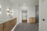 2158 Summitt Ave - Photo 22