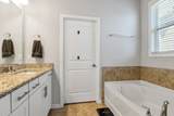 3713 Sweetbriar Ave - Photo 22