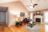1004 Deann Ct - Photo 9
