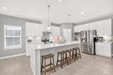 1427 Dawbarn Dr - Photo 18