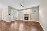 1082 N Mcmahan Dr - Photo 17