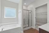 1383 Wentworth Dr - Photo 19