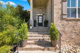 323 Hathaway Ln - Photo 4