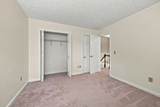 2306 Surrey Ln - Photo 24