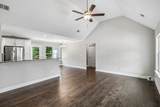 553 Delacy Dr - Photo 5
