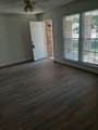 211 Hunter Dr - Photo 2