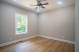 300 Devin Dr - Photo 11