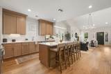 945 Seymour Ave - Photo 18