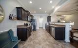 813 Silverhill Dr - Photo 18