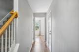 1029 Vanguard Dr - Photo 3